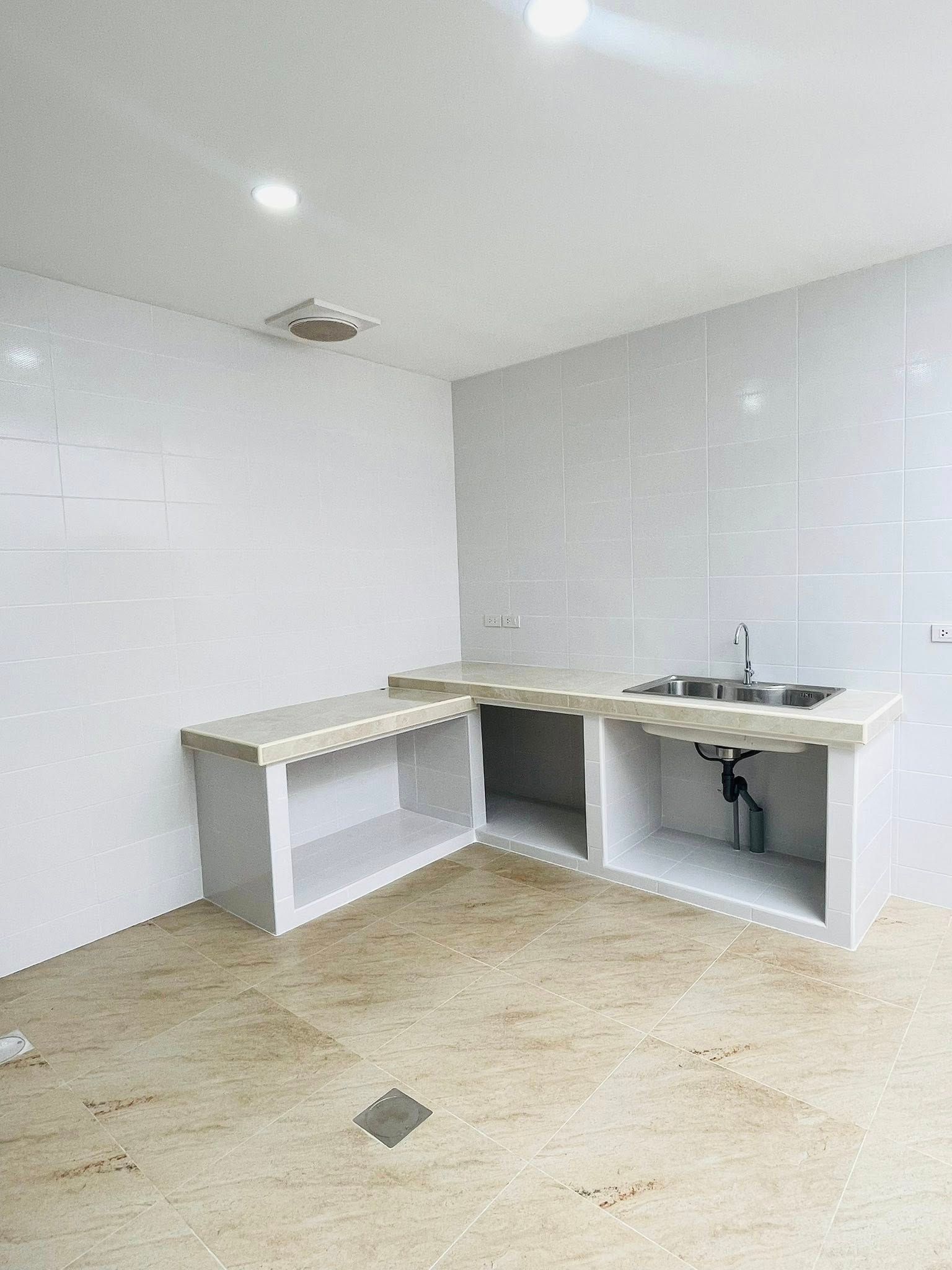 3 卧室 联排别墅 出租 在  - Image 9