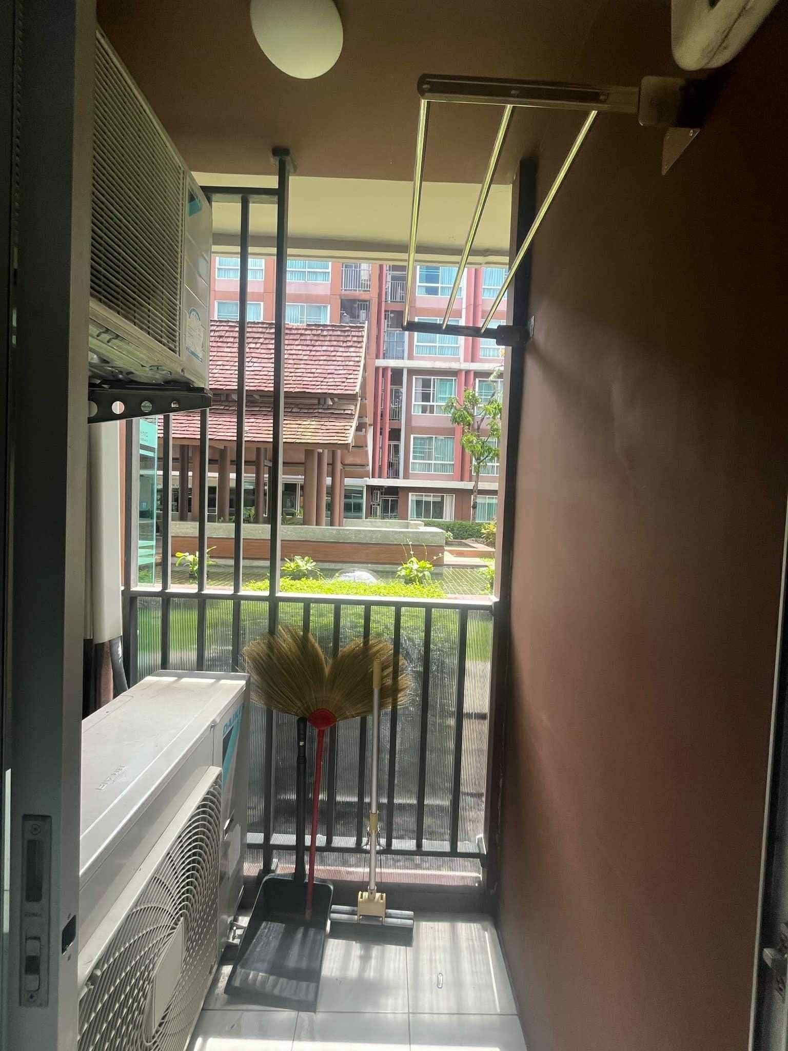 D VIENG Santitham - Image 12