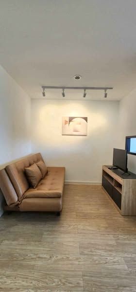 1 卧室 公寓 出租 在  - Image 6