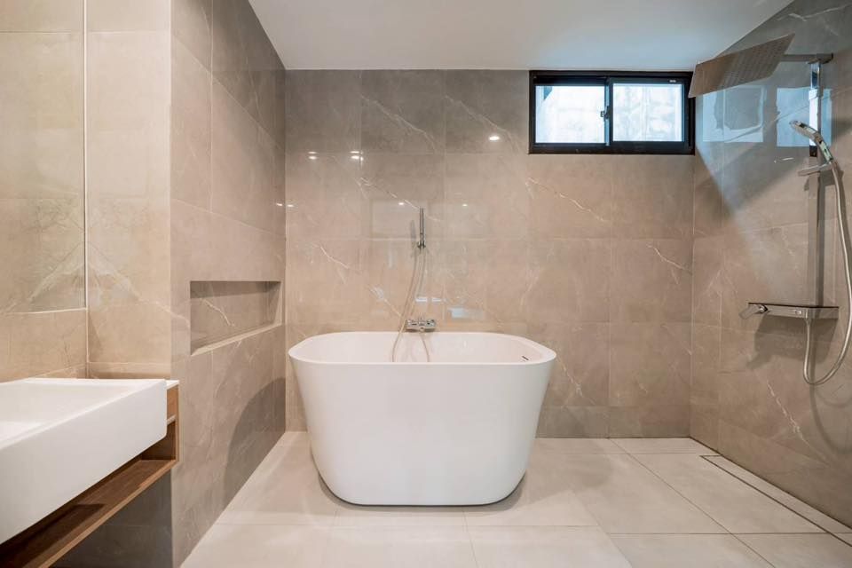 4 Bedroom House For Rent in Hua Mak, Bang Kapi, Bangkok - Image 7