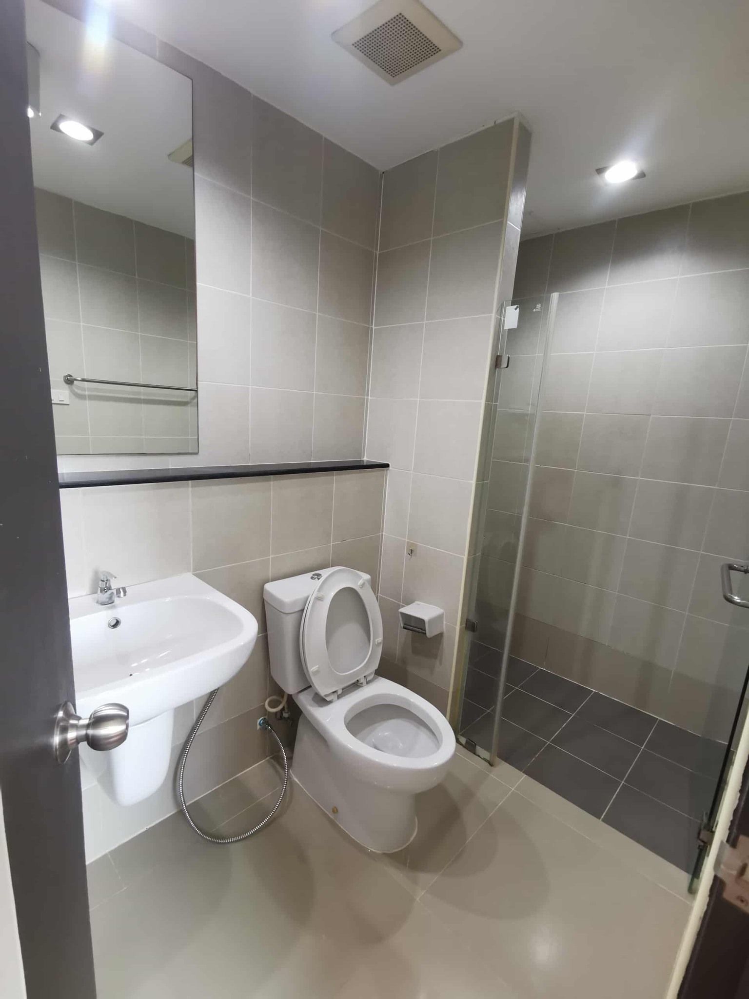 uploads/224782b1-cf00-4933-b11b-a670474fdf77/cc4f547d-8487-4185-9aa4-9efcf2252a4d