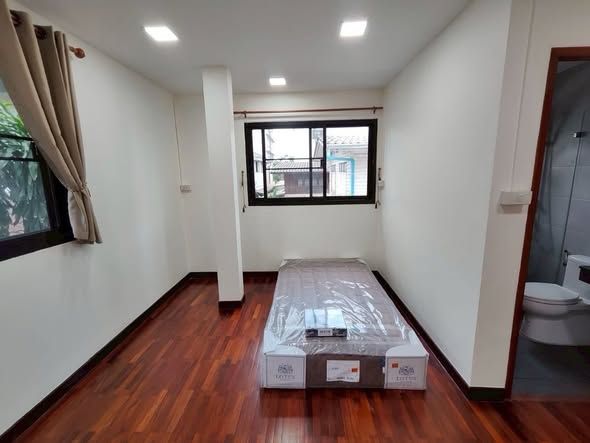 3 卧室 独立房屋 出租 在  - Image 6