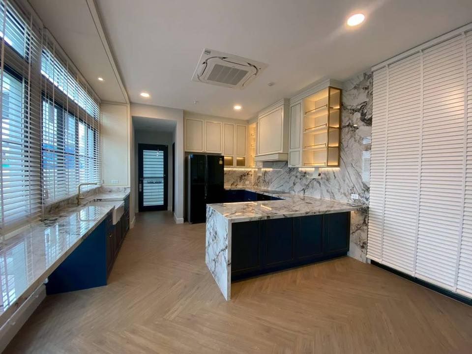 uploads/224782b1-cf00-4933-b11b-a670474fdf77/d24f7239-9f81-4049-880e-ddcf191a661d