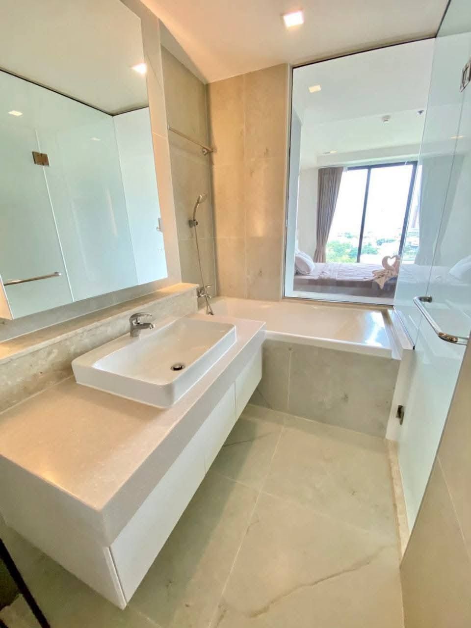 Astra Condo - Image 8