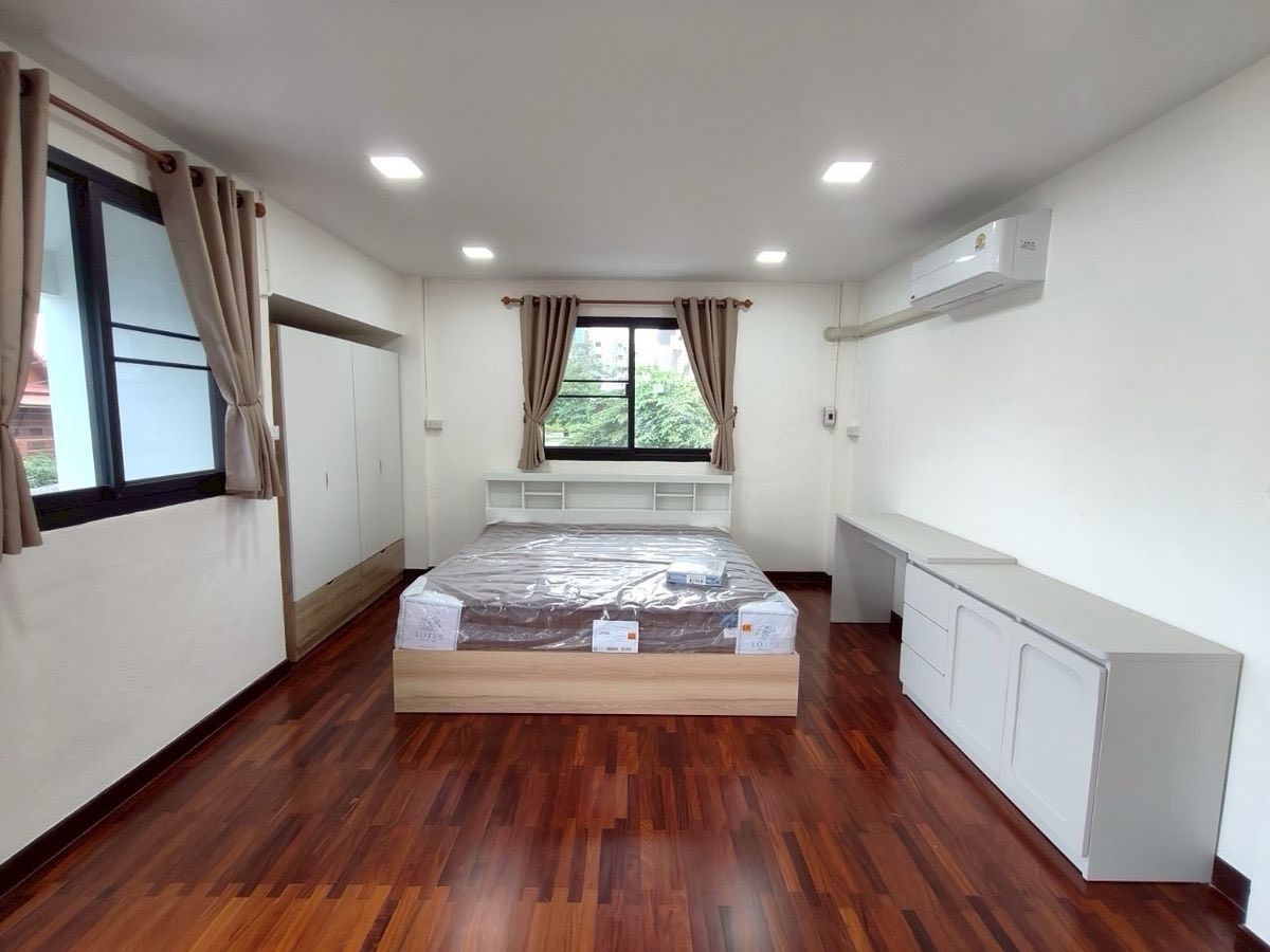 3 卧室 独立房屋 出租 在  - Image 4