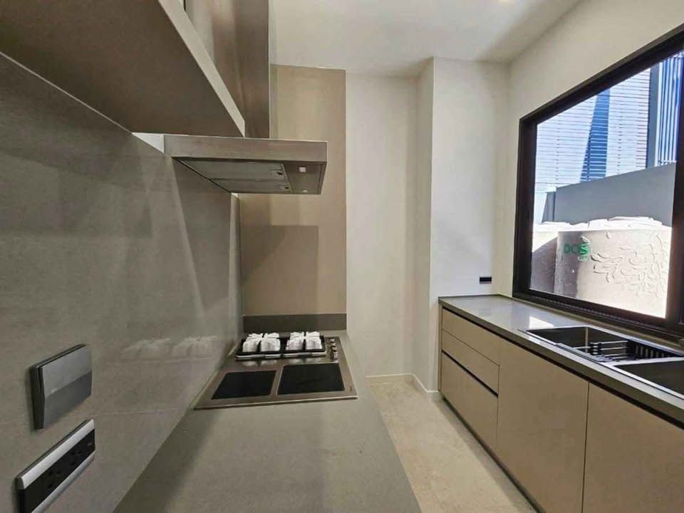 5 卧室 独立房屋 出租 在  - Image 15