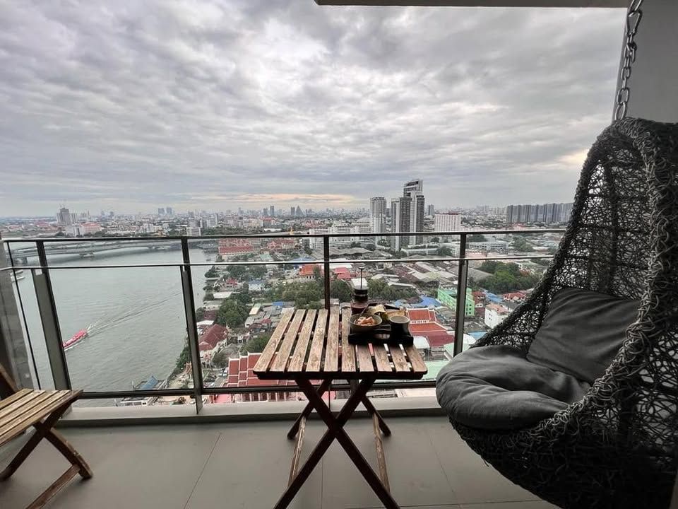 333 Riverside - Image 19