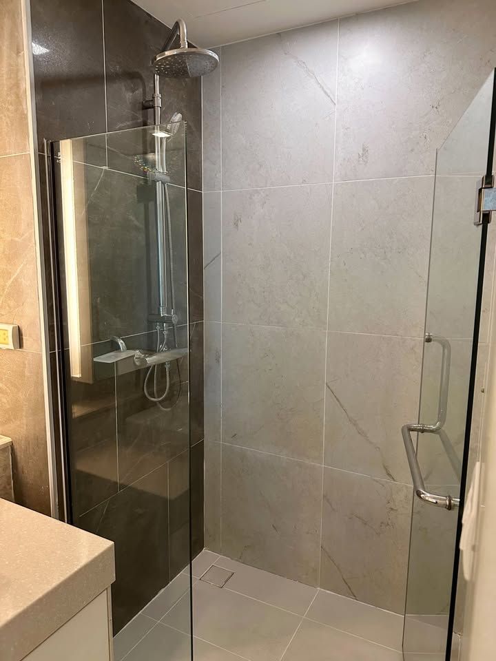 Astra Condo - Image 7