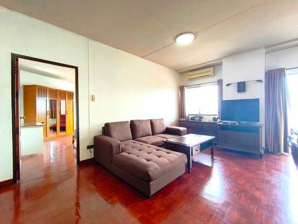 1 卧室 公寓 出租 在  - Image 3