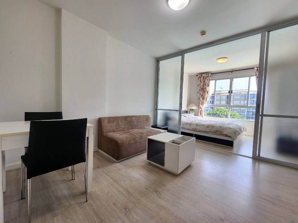 DCondo Sign - Image 1