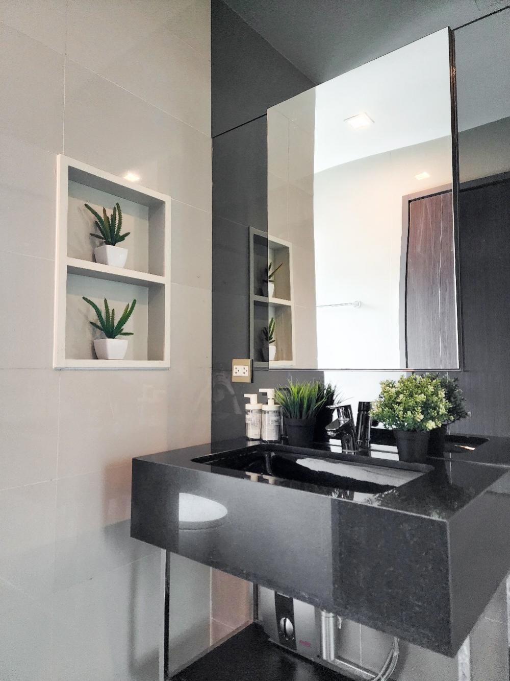 uploads/224782b1-cf00-4933-b11b-a670474fdf77/d63d3f9c-21e0-4435-8227-162b0e7408bd