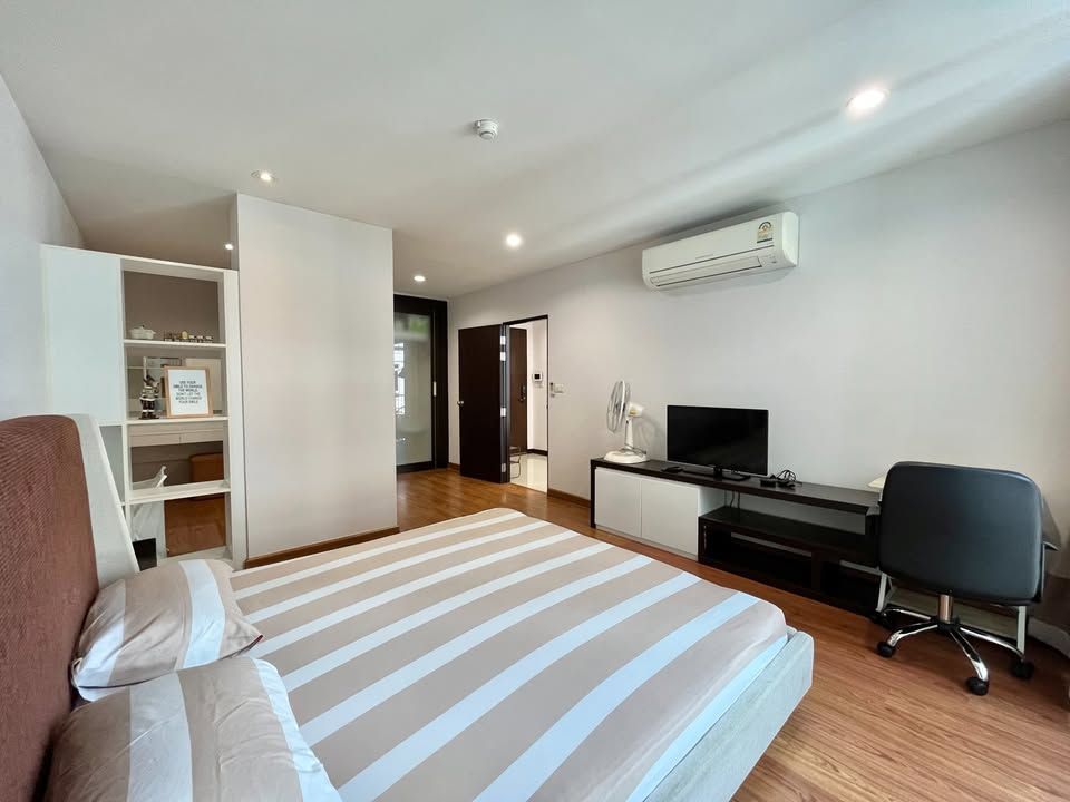 1 卧室 公寓 出租 在  - Image 1