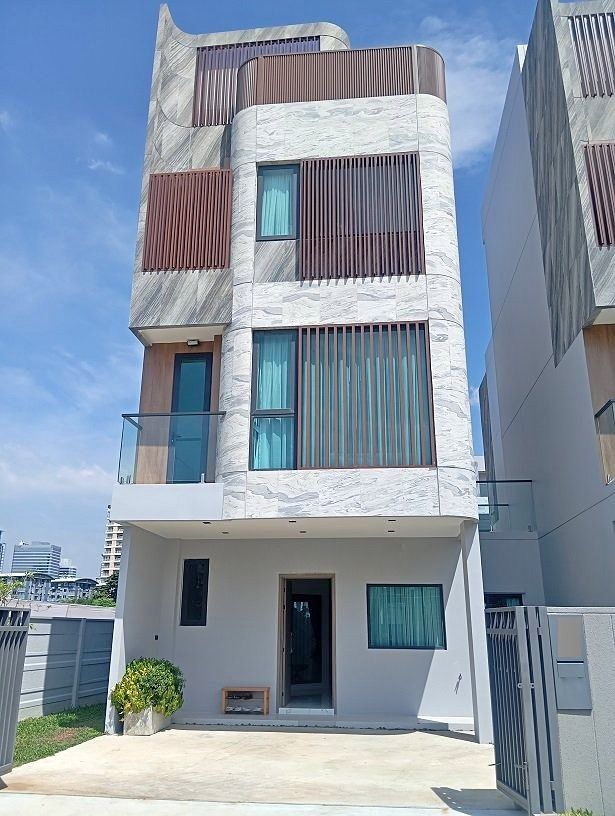 uploads/224782b1-cf00-4933-b11b-a670474fdf77/dda18f39-d0ce-4489-b7cb-a54722ffd27e