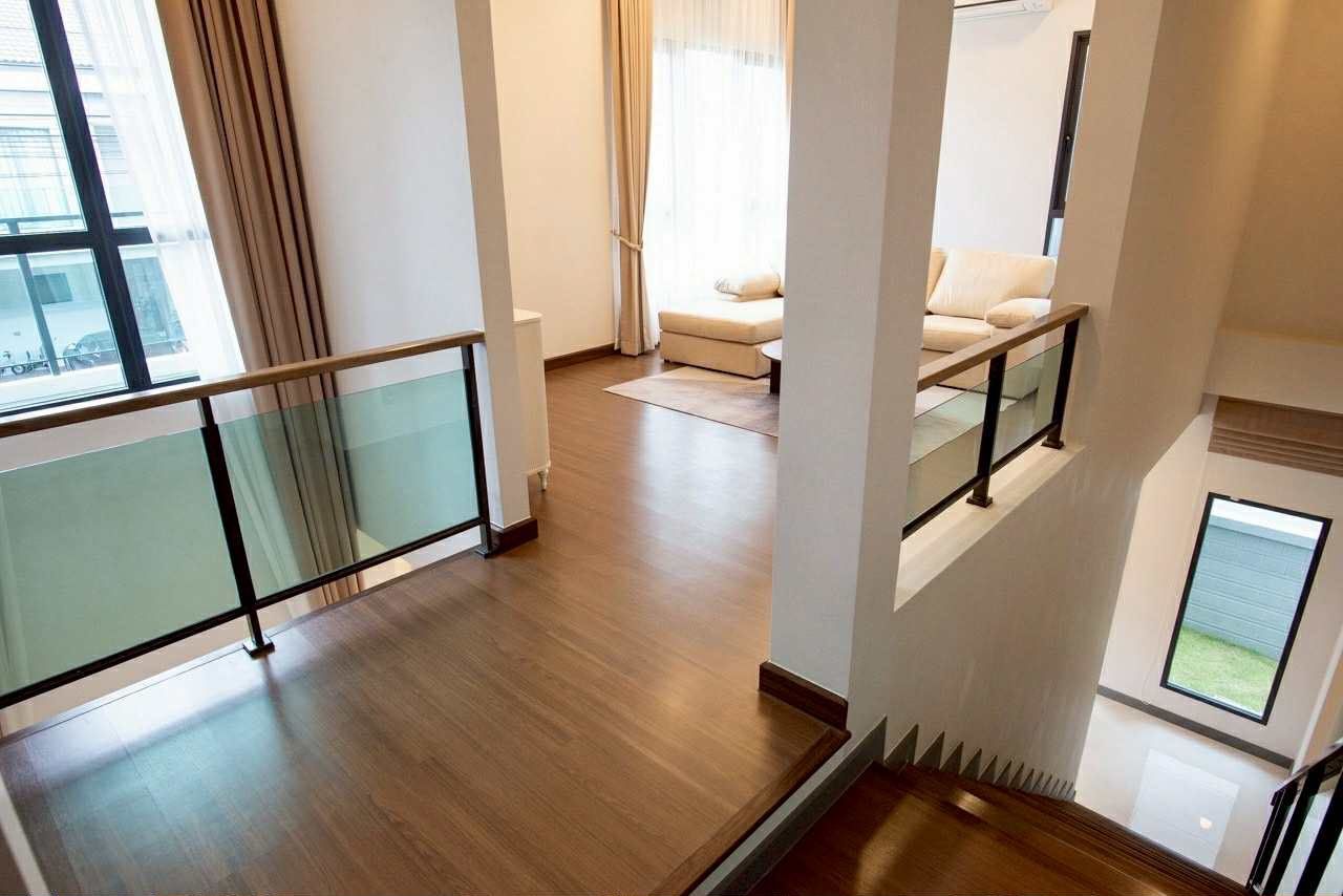 uploads/224782b1-cf00-4933-b11b-a670474fdf77/de7cc1bb-bb7d-4388-b96d-3b5faac2bc1b