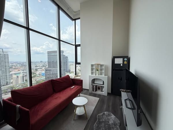 ไนท์บริดจ์ สเปซ รัชโยธิน - Image 1