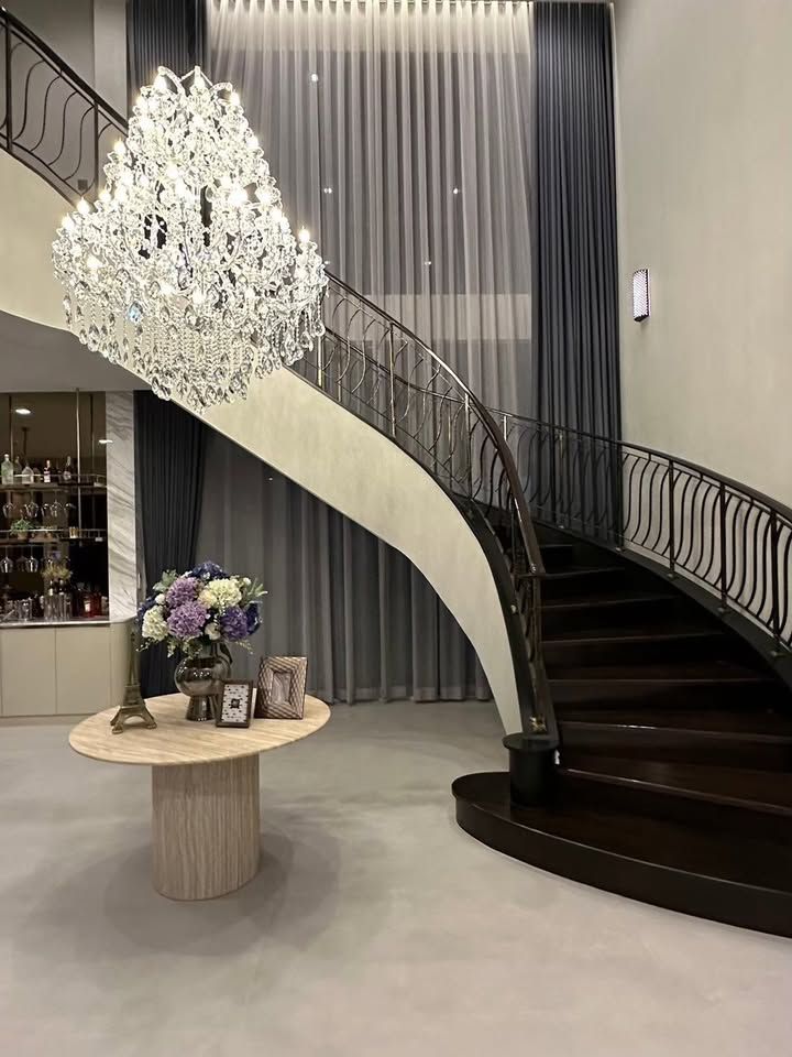 uploads/224782b1-cf00-4933-b11b-a670474fdf77/e329dd90-56a9-4d05-a65b-ce78461ccc28