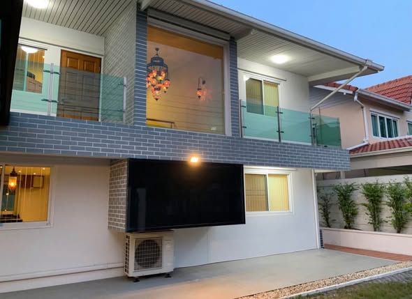 6 卧室 独立房屋 出租 在  - Image 7