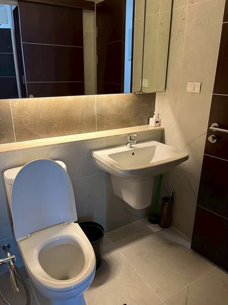 Astra Condo - Image 9