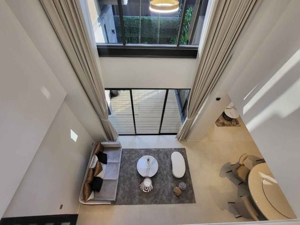 5 卧室 独立房屋 出租 在  - Image 14