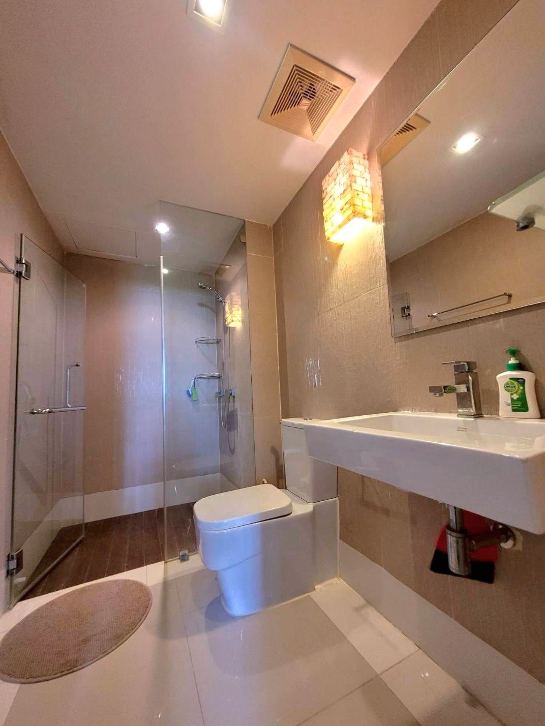 uploads/224782b1-cf00-4933-b11b-a670474fdf77/e8321894-8044-4aaf-a8ed-d26d98c42976