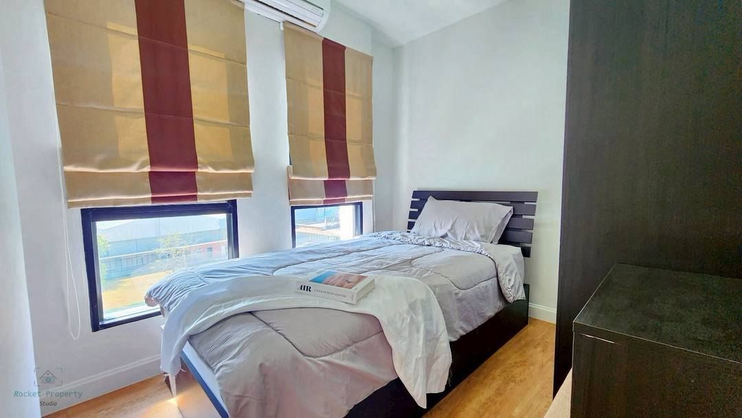 The Next 2 - Image 9