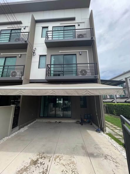 uploads/224782b1-cf00-4933-b11b-a670474fdf77/e9bee266-7f6d-4d88-b9ce-b89bd907135a