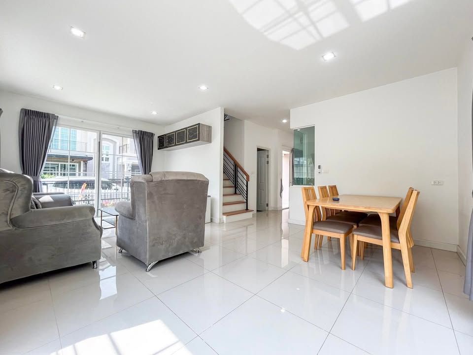 โกลเด้น นีโอ สาทร - Image 26