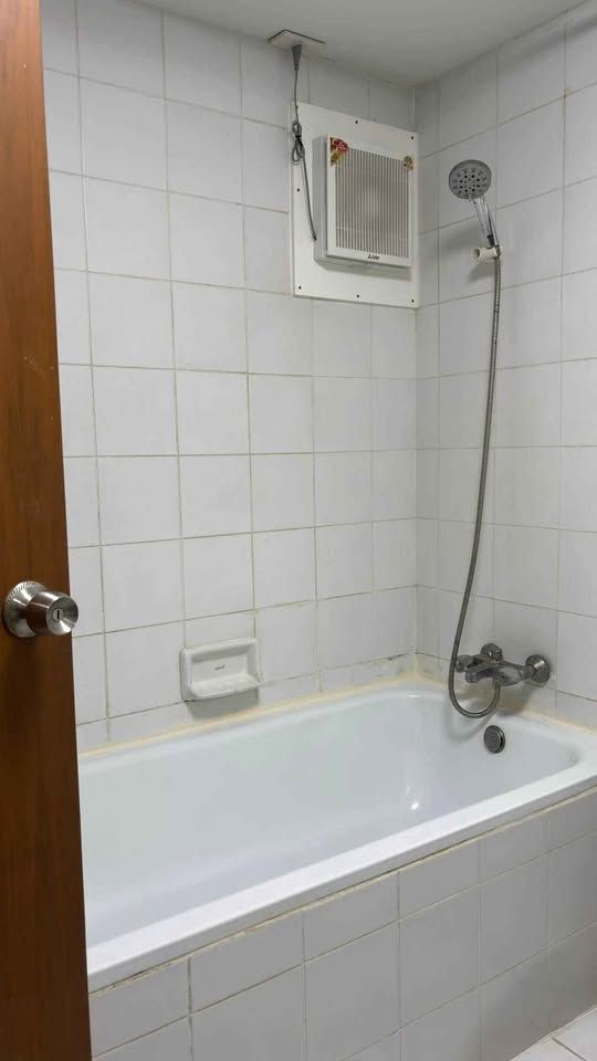 Hillside 4 Condotel - Image 5