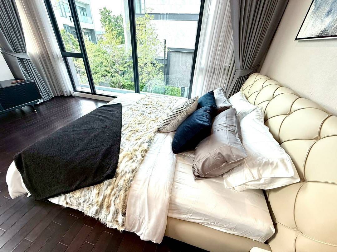 5 卧室 独立房屋 出租 在  - Image 13