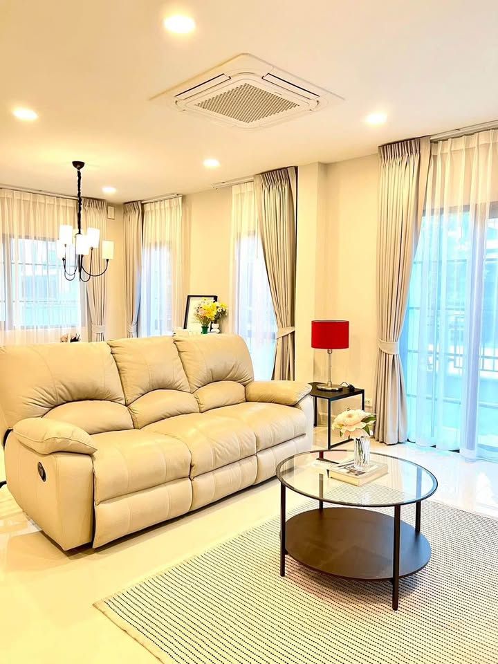 uploads/224782b1-cf00-4933-b11b-a670474fdf77/ef5db492-85bd-4bb7-b3c8-87e274488d09