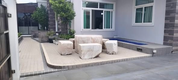 6 卧室 独立房屋 出租 在  - Image 9