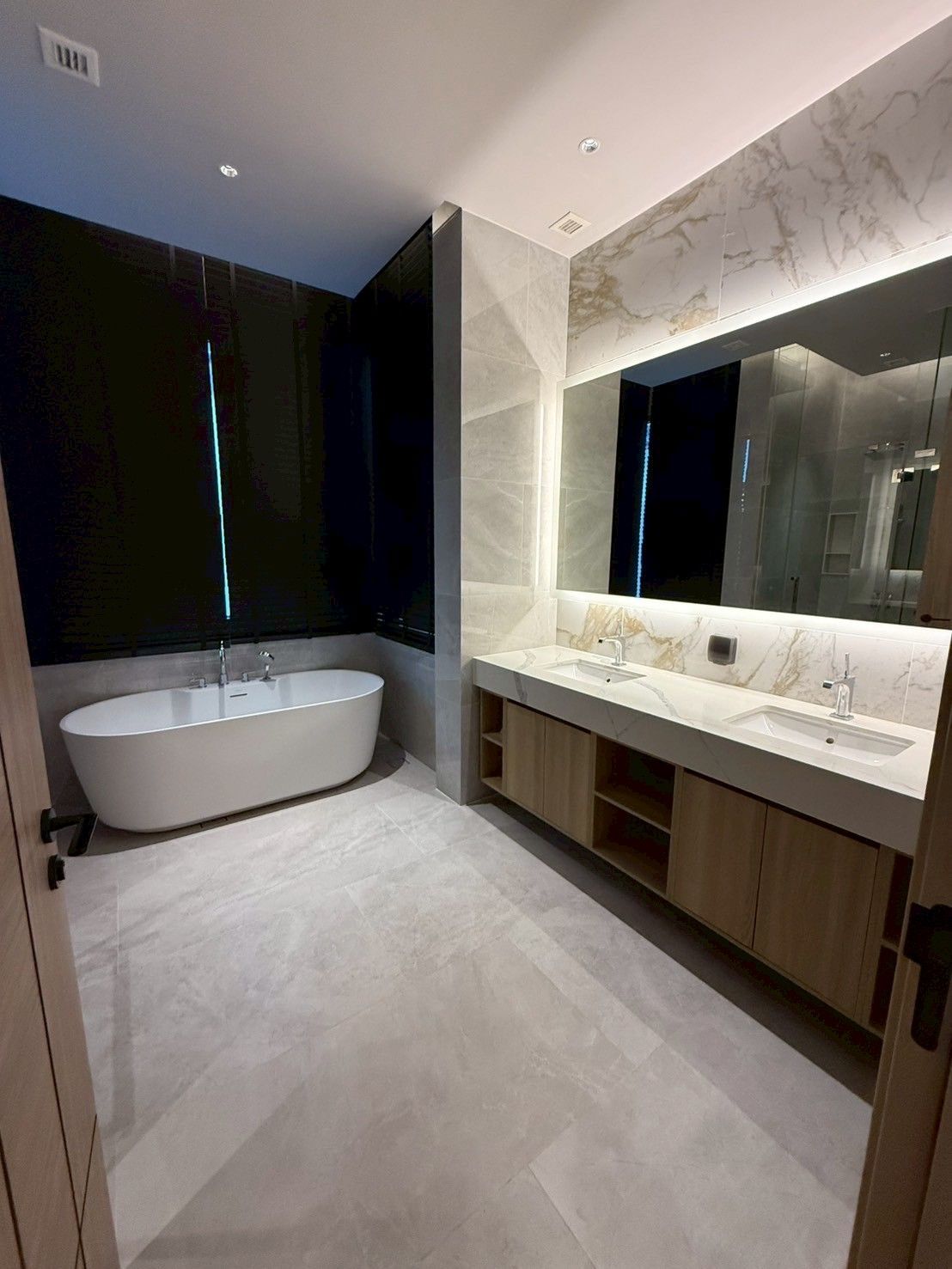 uploads/224782b1-cf00-4933-b11b-a670474fdf77/f45b71a2-3ac3-425b-b44d-3532b5a558ef