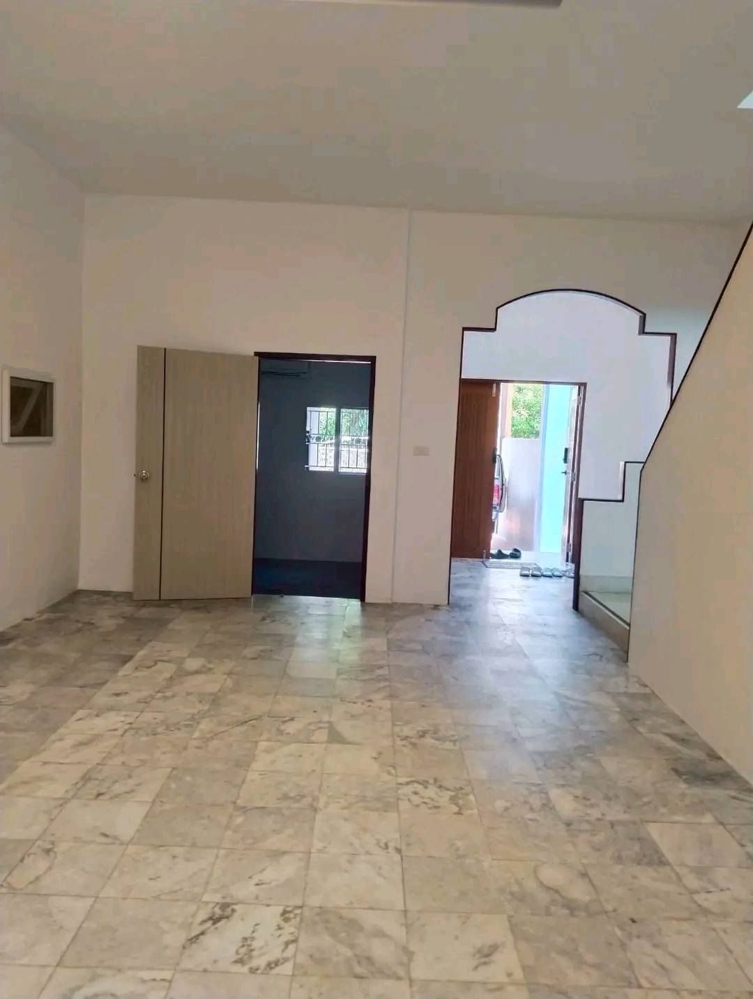 5 Bedroom Townhouse For Rent in Noen Phra, Mueang Rayong, Rayong - Image 11