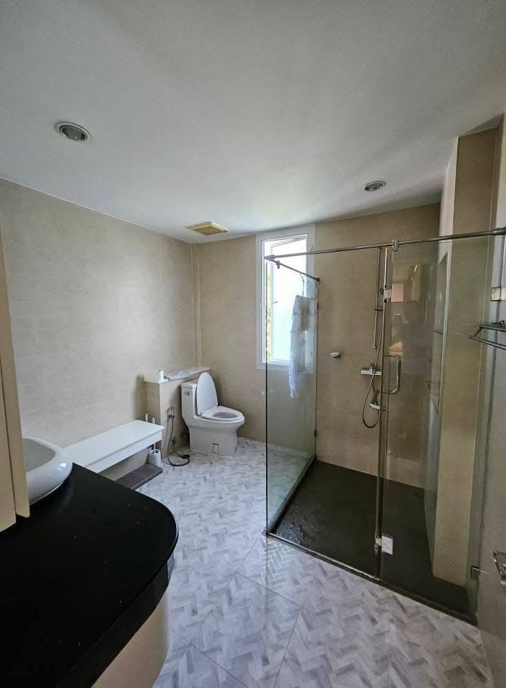 3 卧室 独立房屋 出租 在  - Image 6