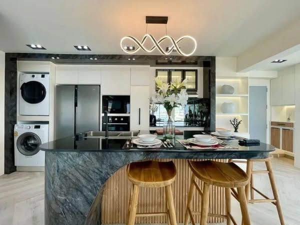 Ruan Kum Tower - Image 11