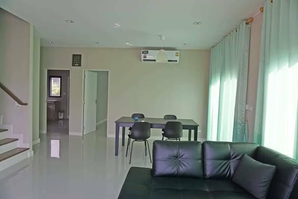 4 卧室 独立房屋 出售 在  - Image 9