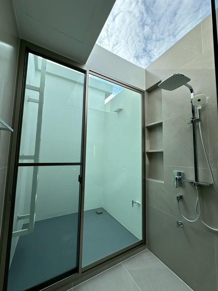 4 卧室 独立房屋 出租 在  - Image 8