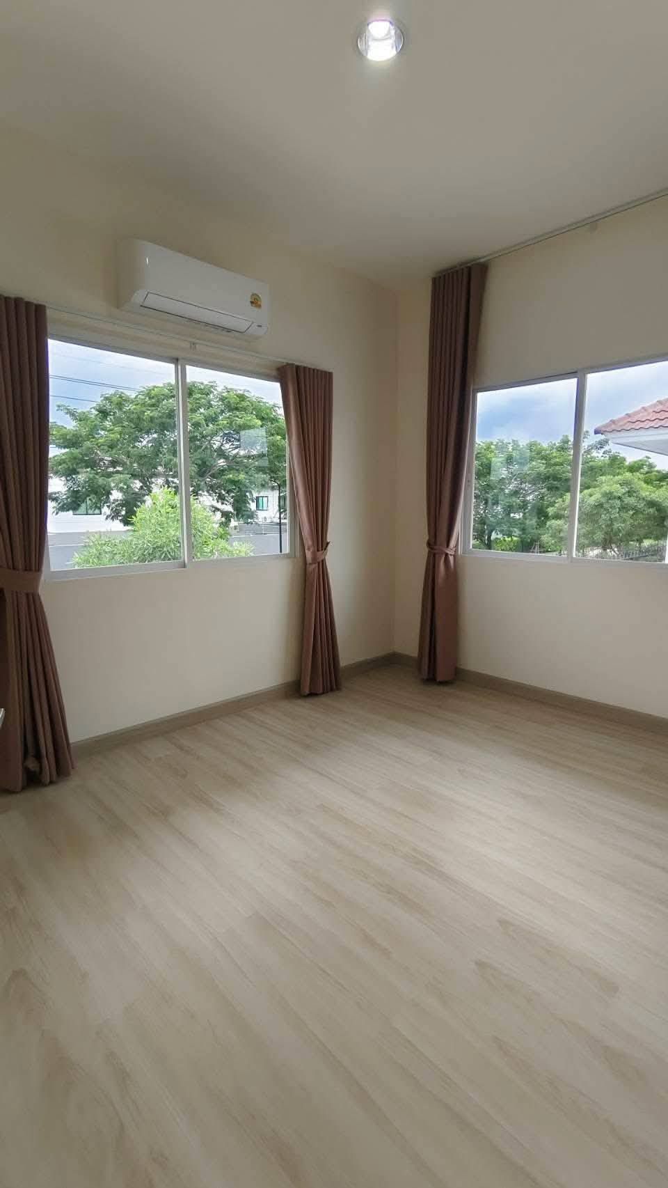 3 卧室 独立房屋 出租 在  - Image 8