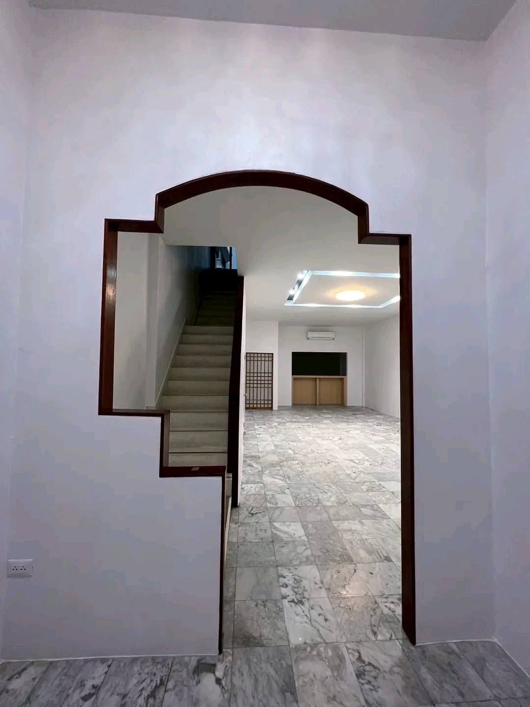 5 Bedroom Townhouse For Rent in Noen Phra, Mueang Rayong, Rayong - Image 1