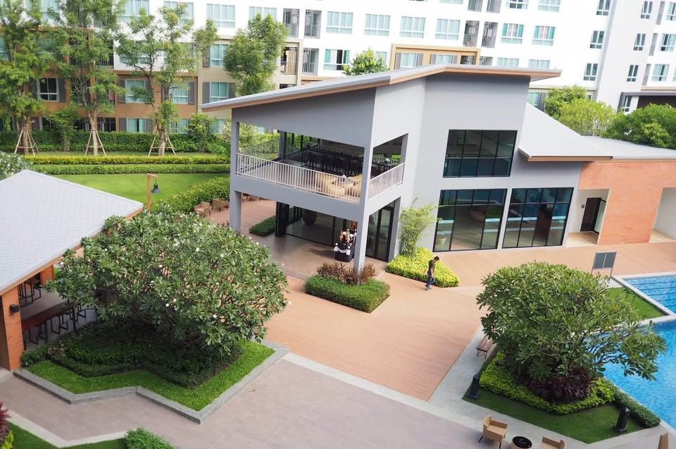 DCondo Sign - Image 12