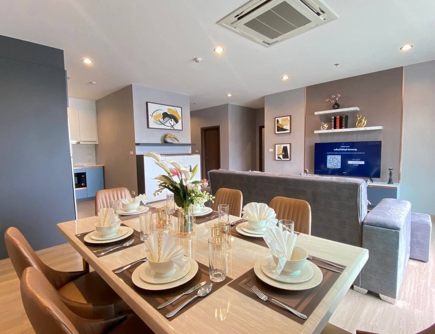 Touch Hill Elegant - Image 3