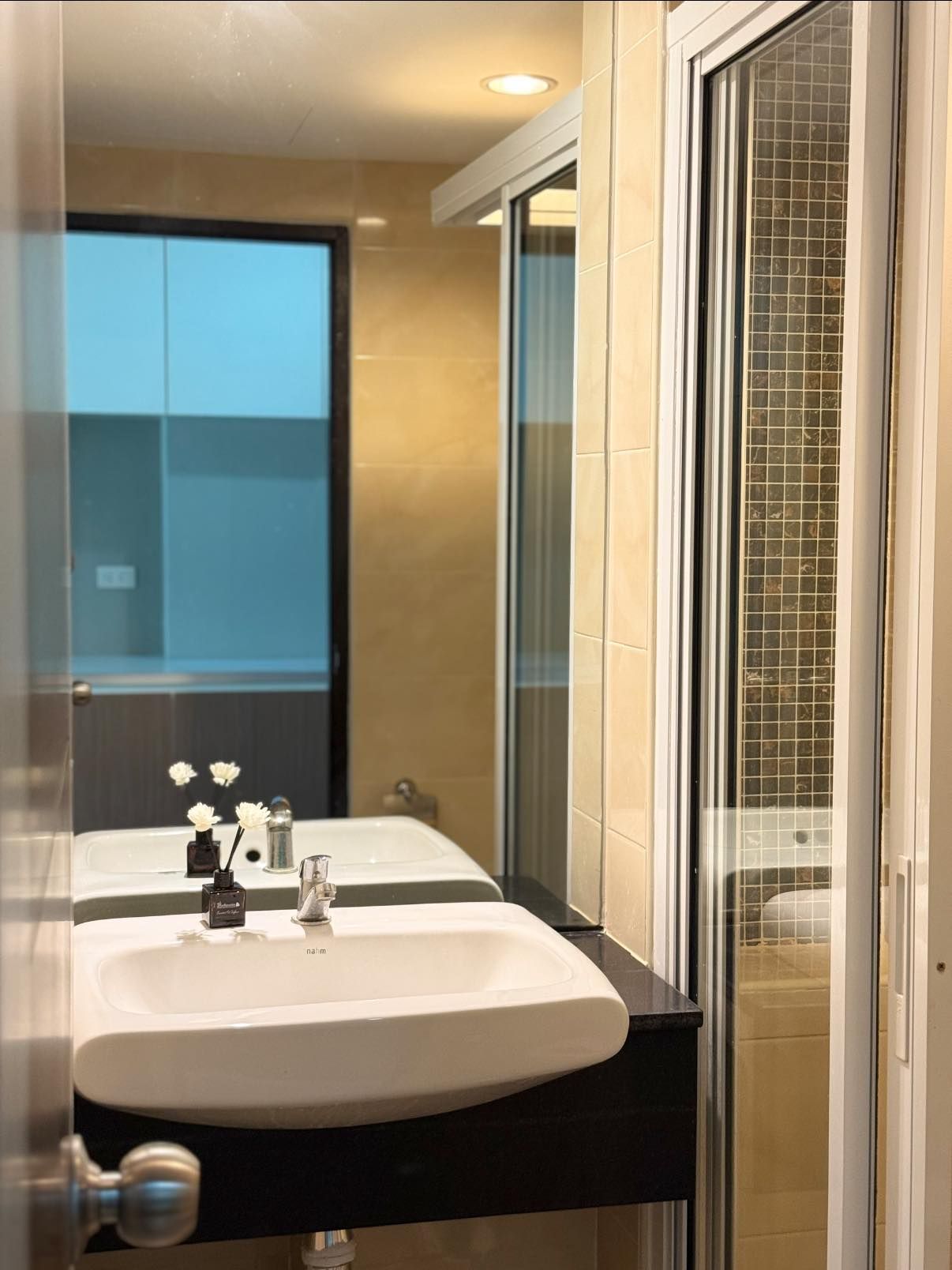 uploads/304ba21c-6952-4b83-8c84-72df86056d1b/0b7ee677-b61b-4440-b17f-46470ffd47c8