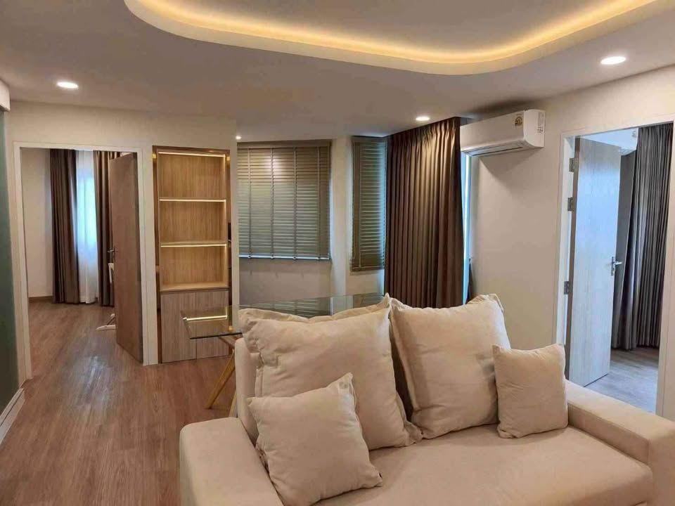 Hillside 2 Condo - Image 3