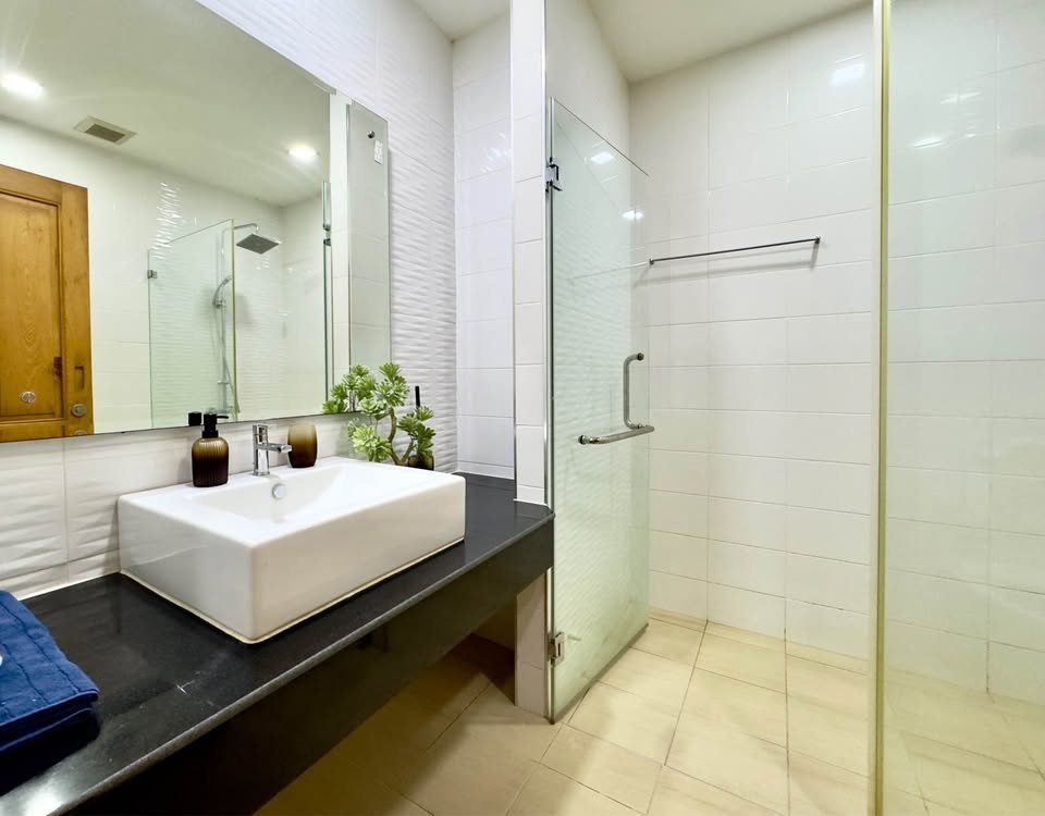 uploads/304ba21c-6952-4b83-8c84-72df86056d1b/1706247d-de2c-4219-8dd7-02e0615f1e96