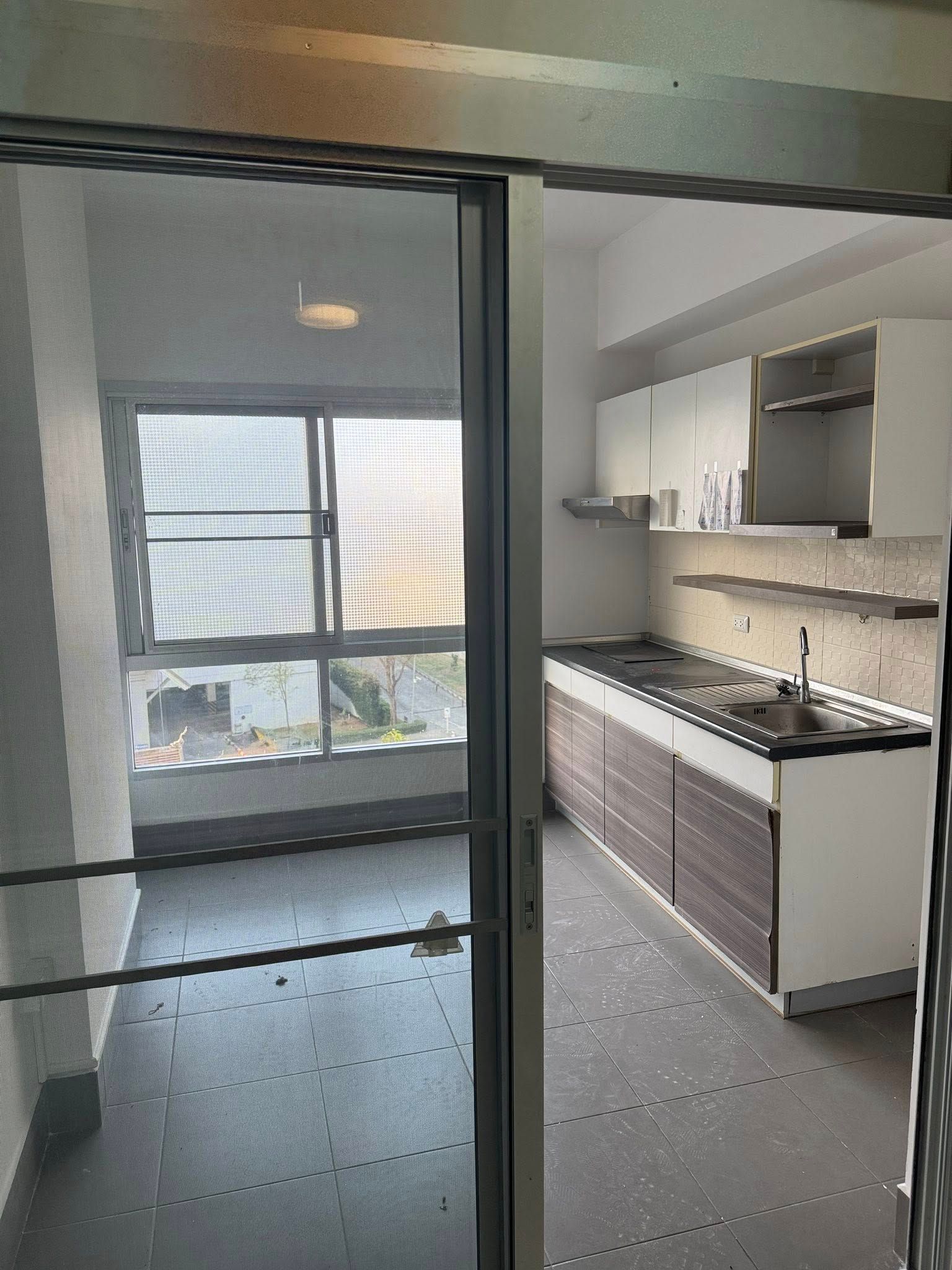 1 卧室 公寓 出售 在  - Image 4