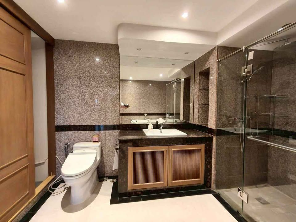 Hillside 4 Condotel - Image 7