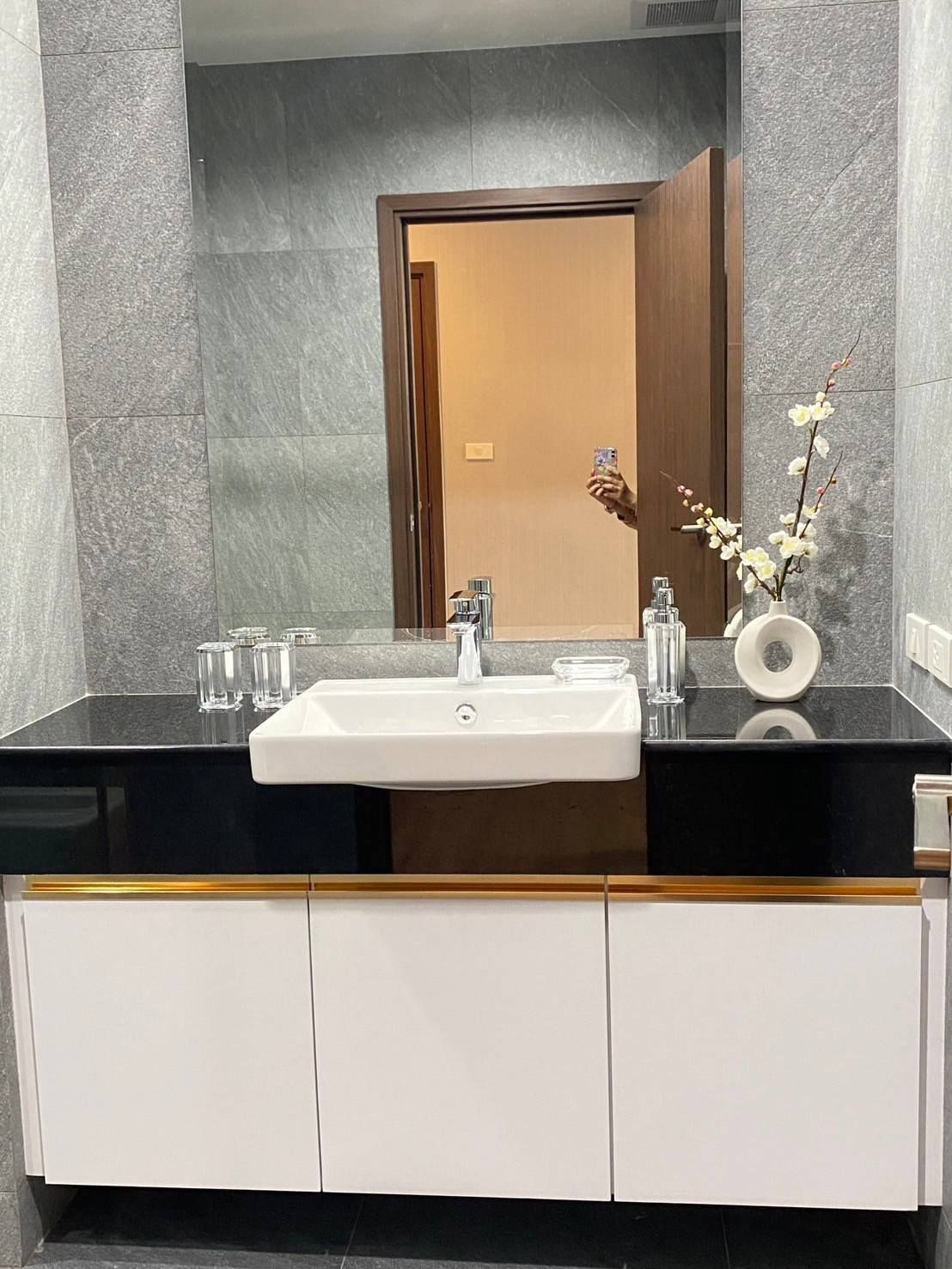 Touch Hill Elegant - Image 18