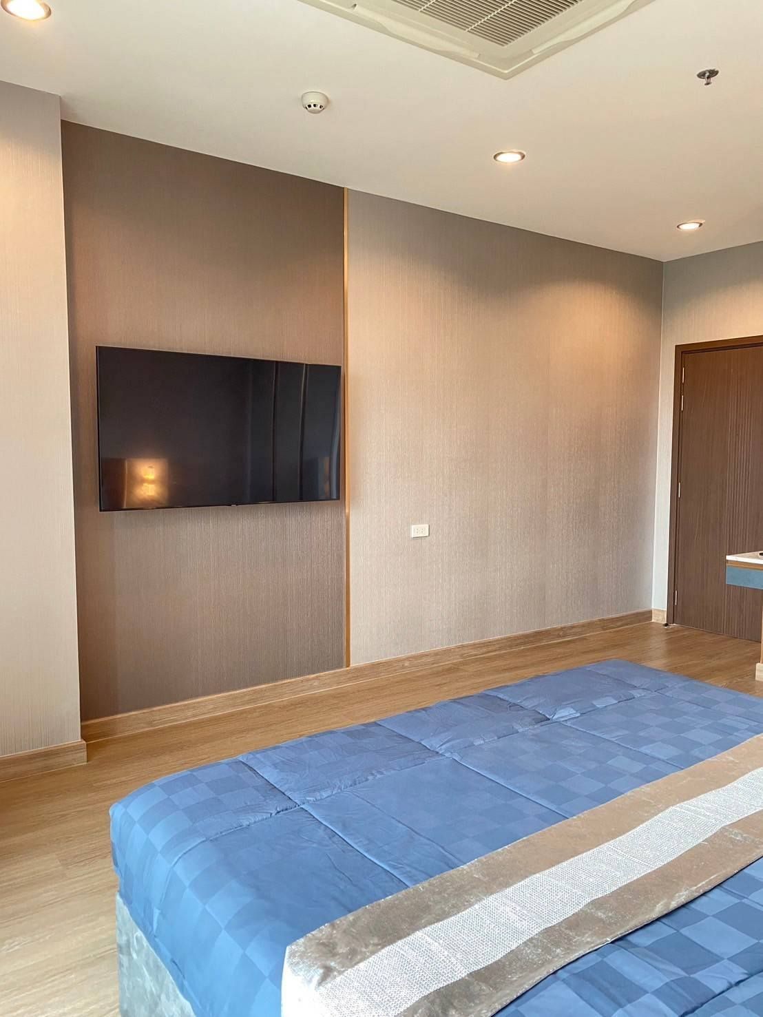 Touch Hill Elegant - Image 8