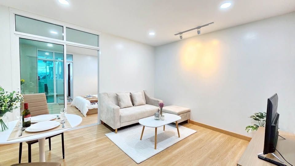 1 Bedroom Condo For Sale in Nong Pa Khrang, Mueang Chiang Mai, Chiang Mai - Image 1