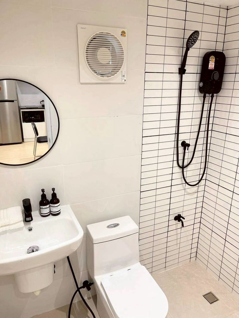 อิมเพรสทาวน์ คอนโดมิเนียม - Image 12